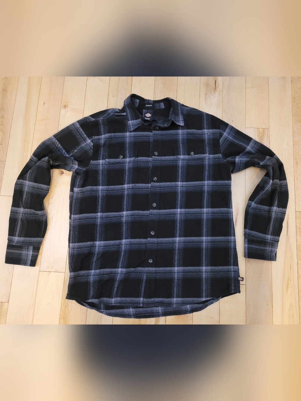Dickies men's size medium button up plaid shirt